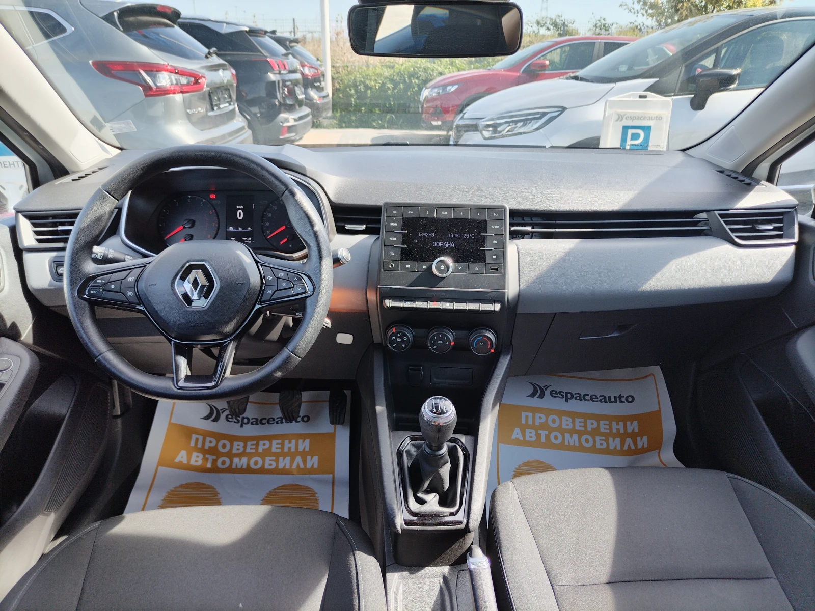 Renault Clio 1.0TCe/100к.с/Life - изображение 8