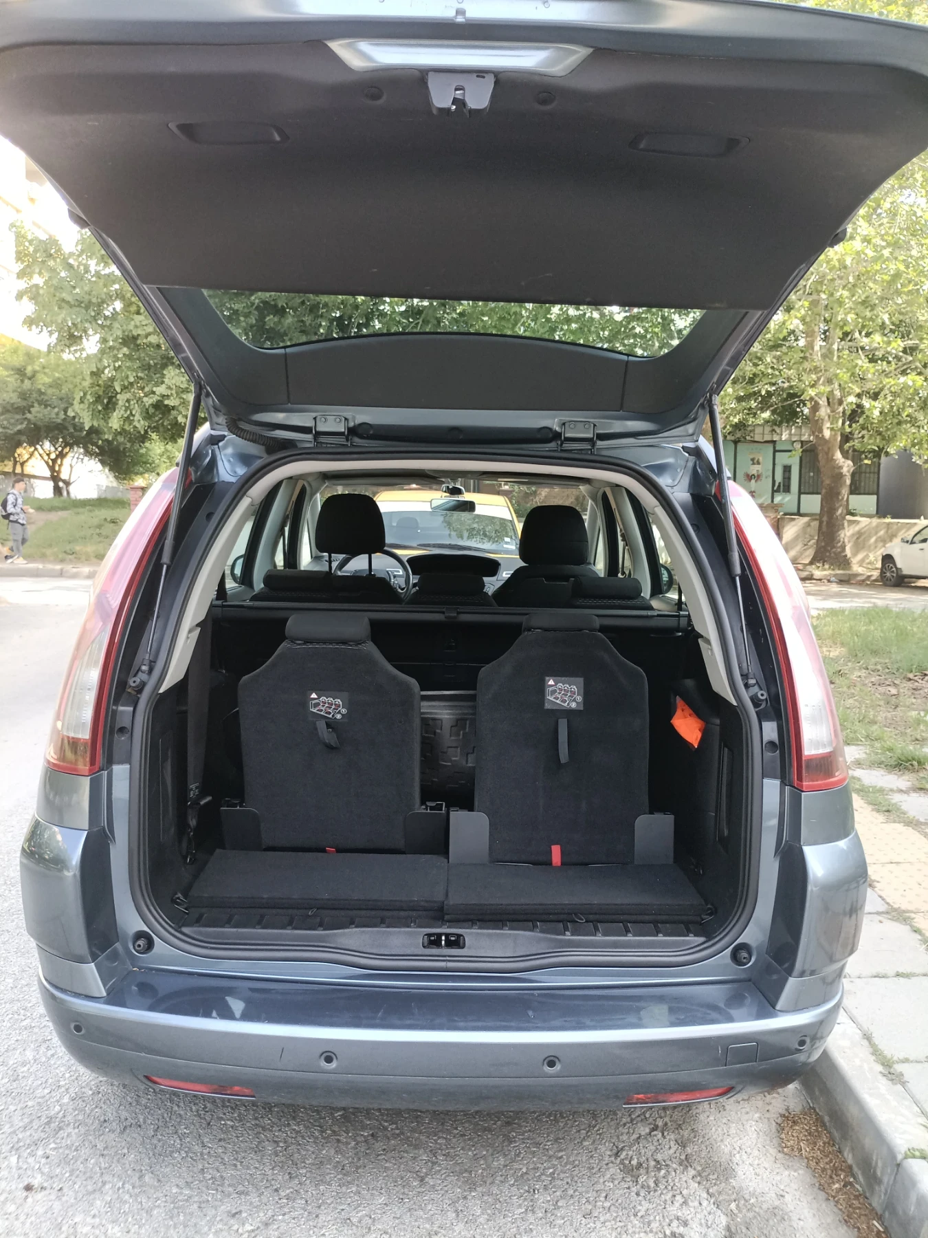 Citroen Grand C4 Picasso  - изображение 6