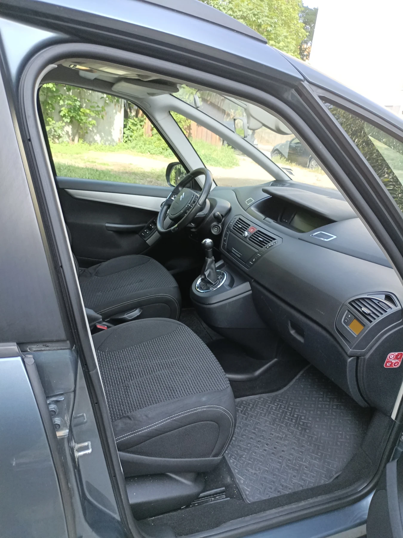Citroen Grand C4 Picasso  - изображение 8