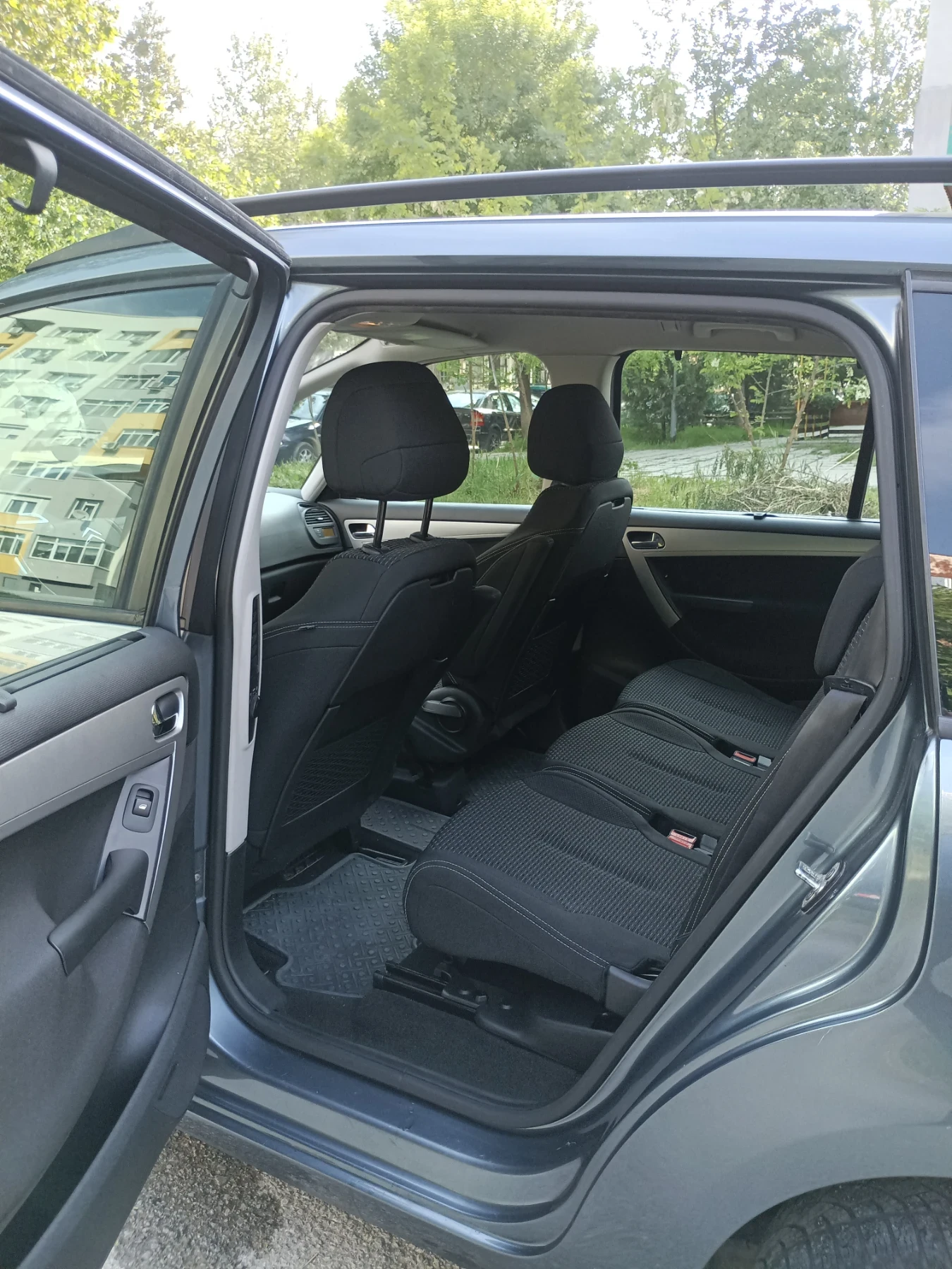 Citroen Grand C4 Picasso  - изображение 9