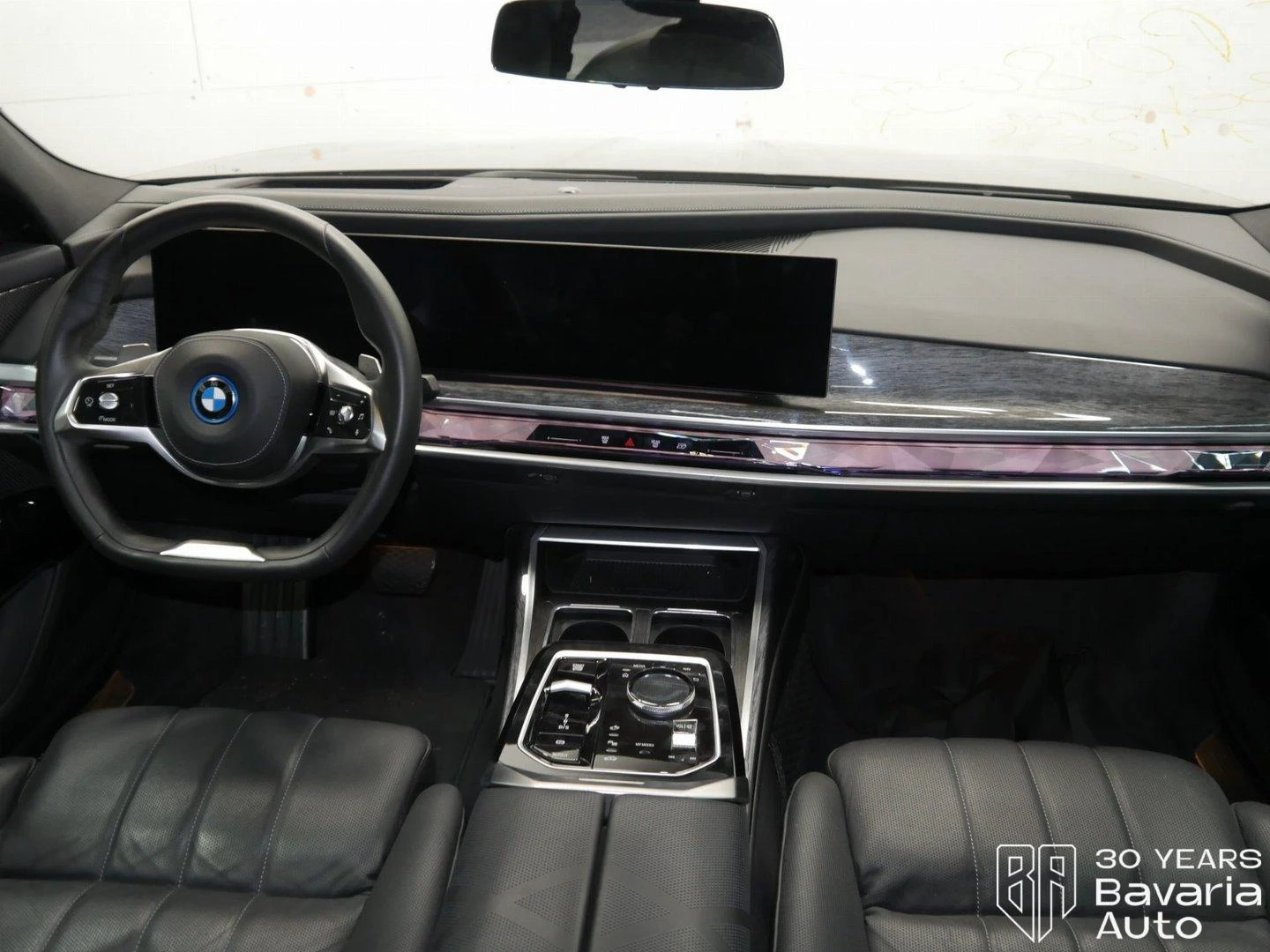 BMW 750 e xDrive Sportautomatic  - изображение 6