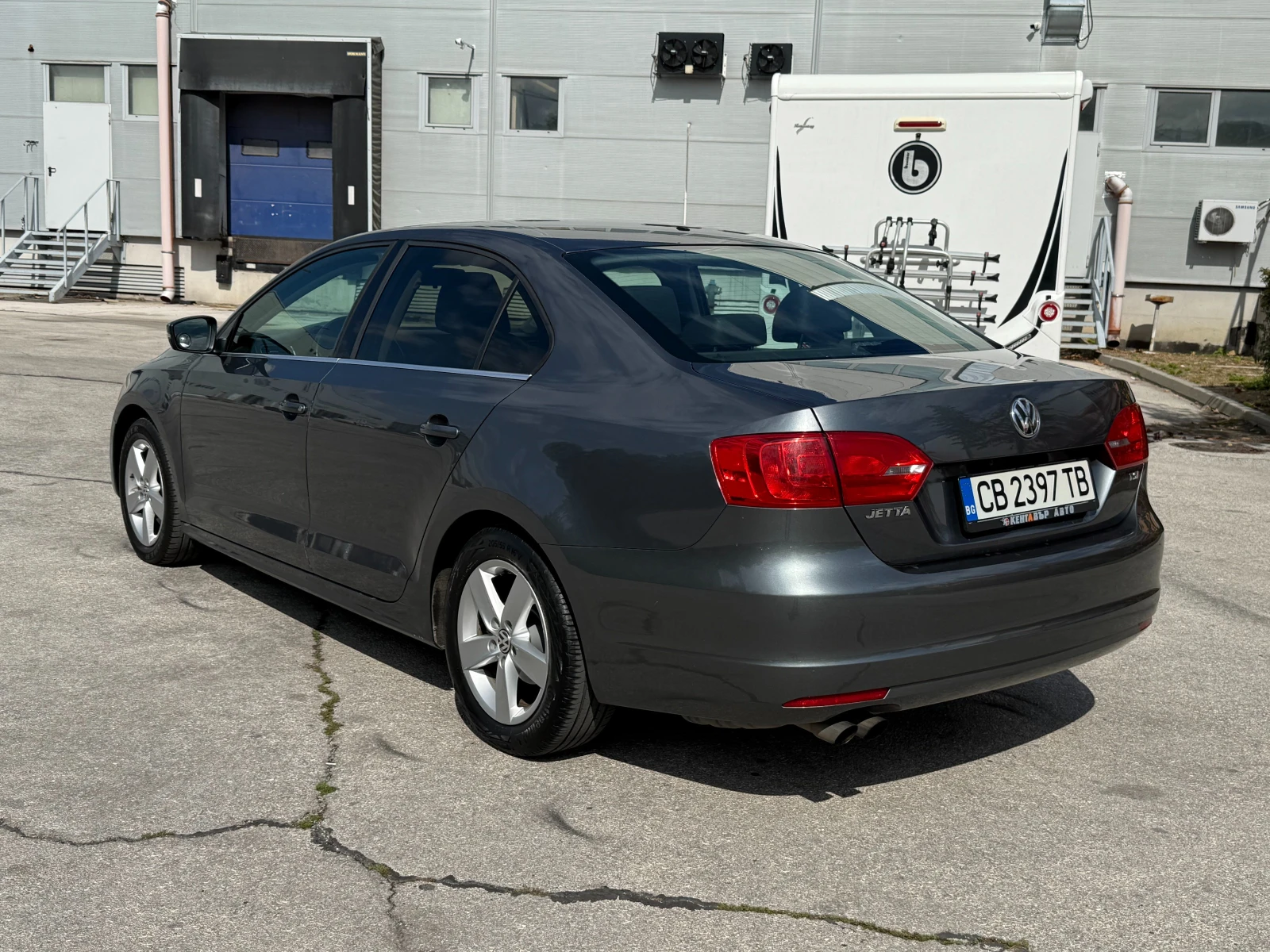 VW Jetta 1.8i 170 к.с.  - изображение 3