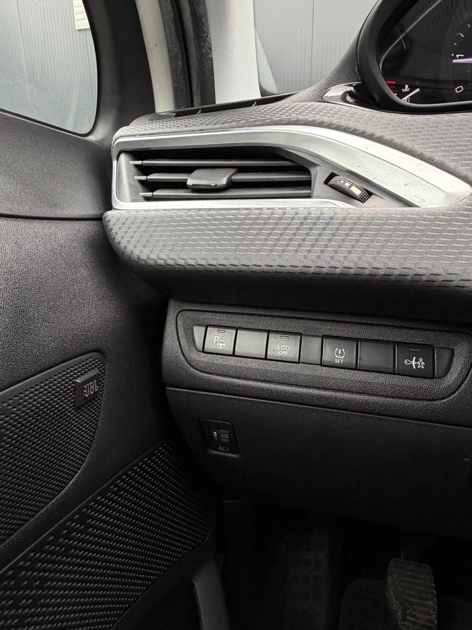 Peugeot 2008 1.6HDI/115* FULL* FELINE/JBL ������/LED  | Mobile.bg � ����������� 13