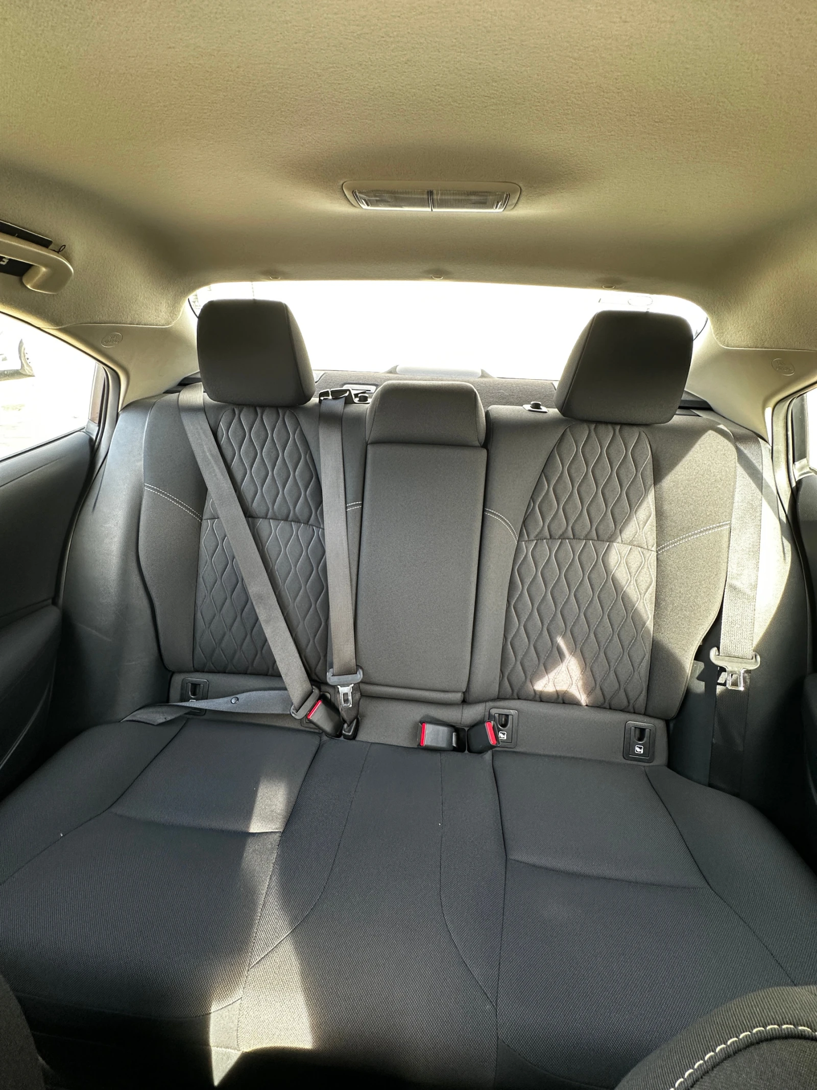 Toyota Corolla | Mobile.bg � ����������� 17