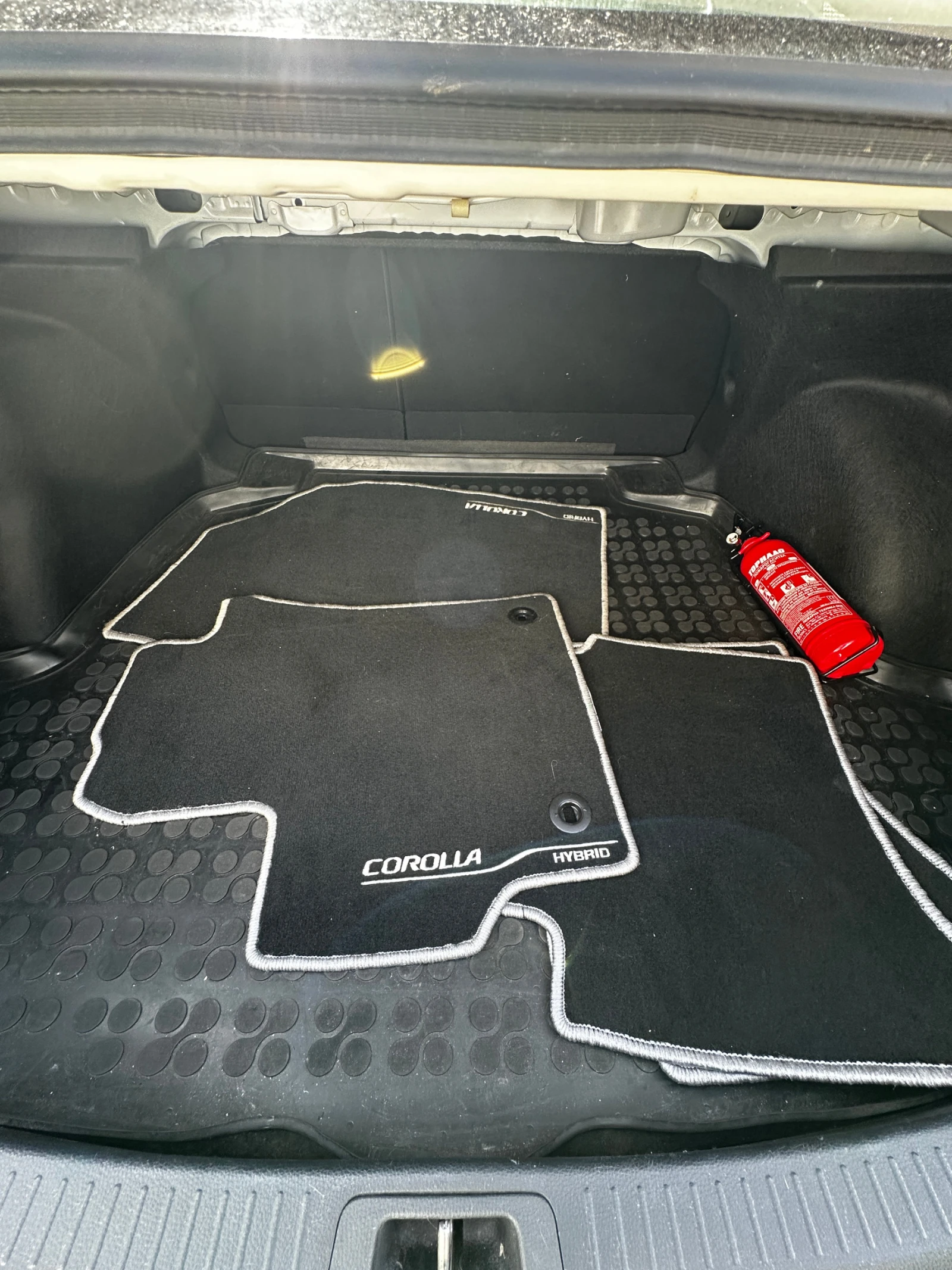 Toyota Corolla | Mobile.bg � ����������� 14