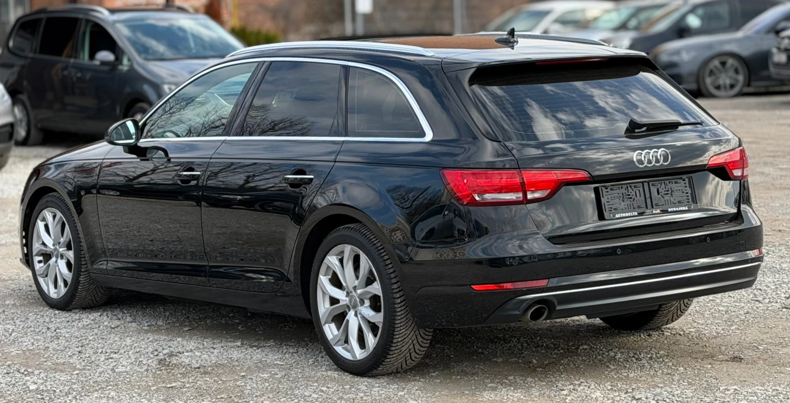 Audi A4 2.0TDi 190к.c * Панорама* * Навигация* * F-1*  - изображение 4