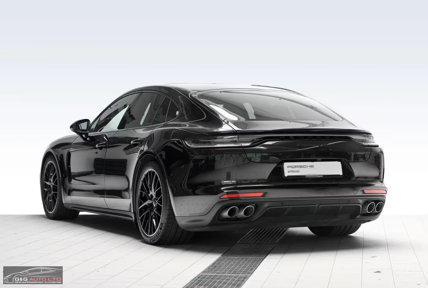 Porsche Panamera 4S/441HP/PANO/360/SOFTCLOSE/177z, снимка 3 - Автомобили и джипове - 53885577