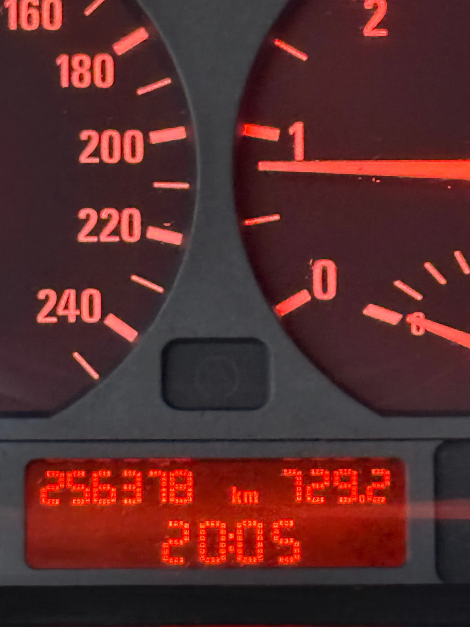 BMW 320 BMW 320 , снимка 9 - Автомобили и джипове - 54115390