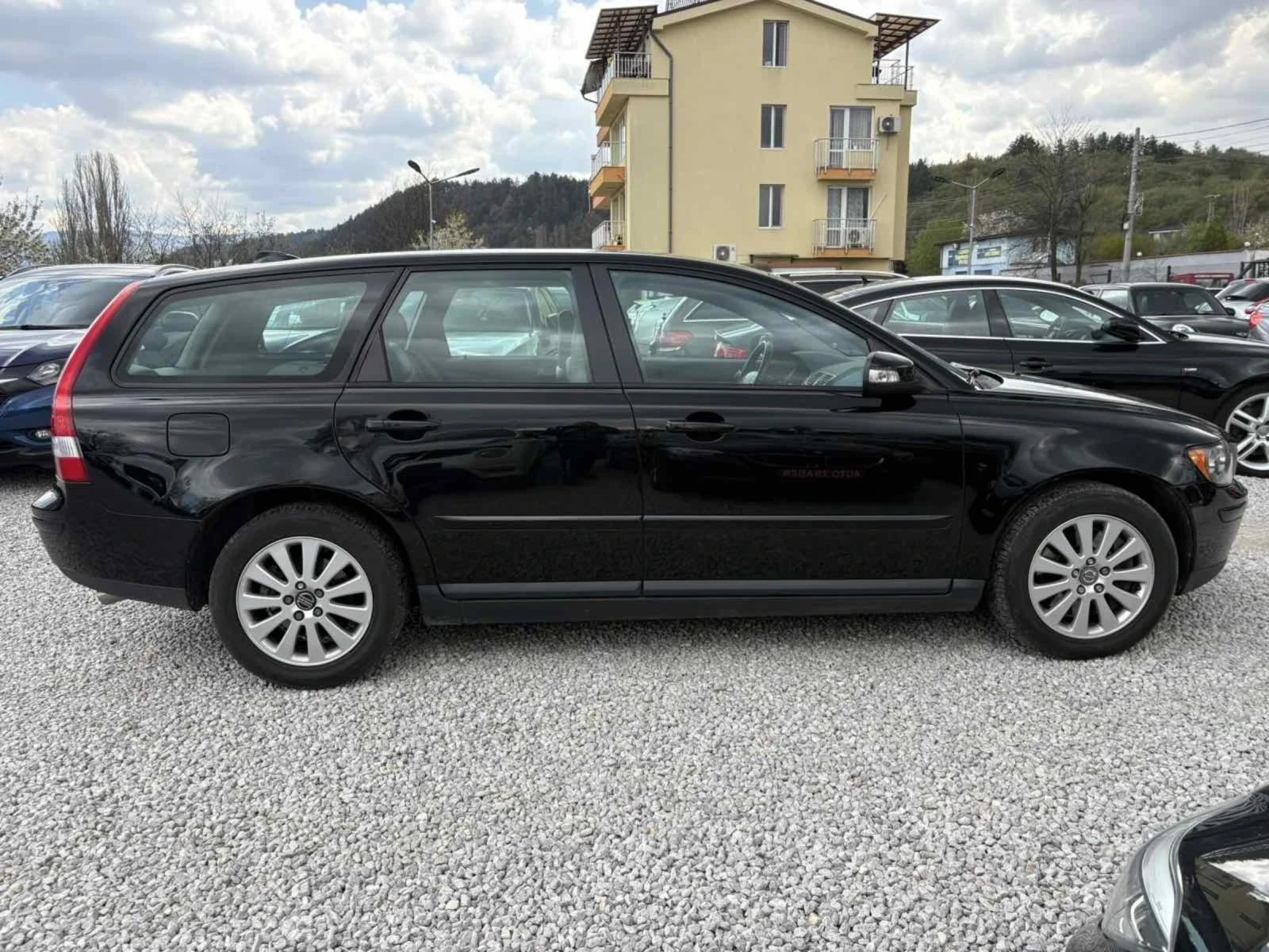 Volvo V50 2.4D5-180кс., снимка 4 - Автомобили и джипове - 54238762