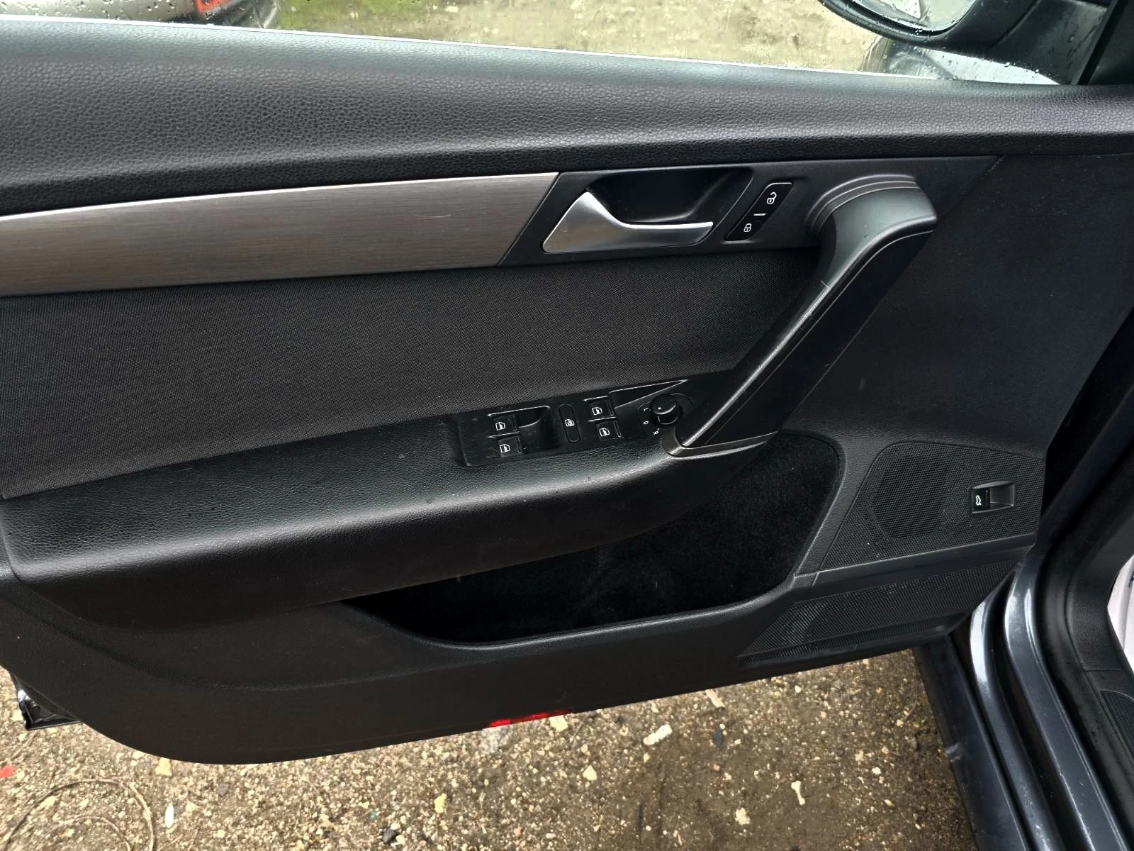 VW Passat 2.0TDI/Common Rail/HIGHLINE, снимка 8 - Автомобили и джипове - 54562508