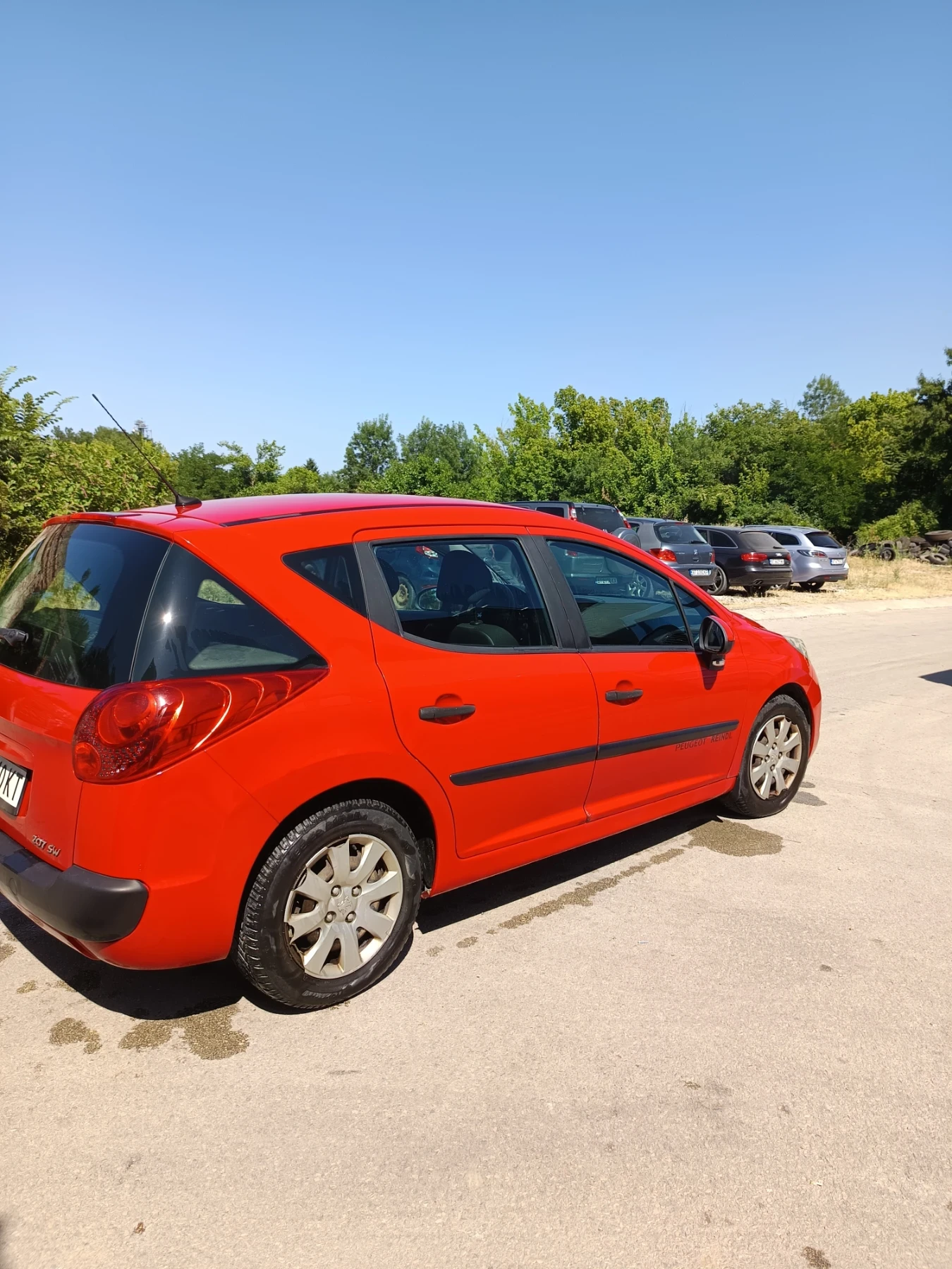 Peugeot 207 Комби, снимка 4 - Автомобили и джипове - 54754511
