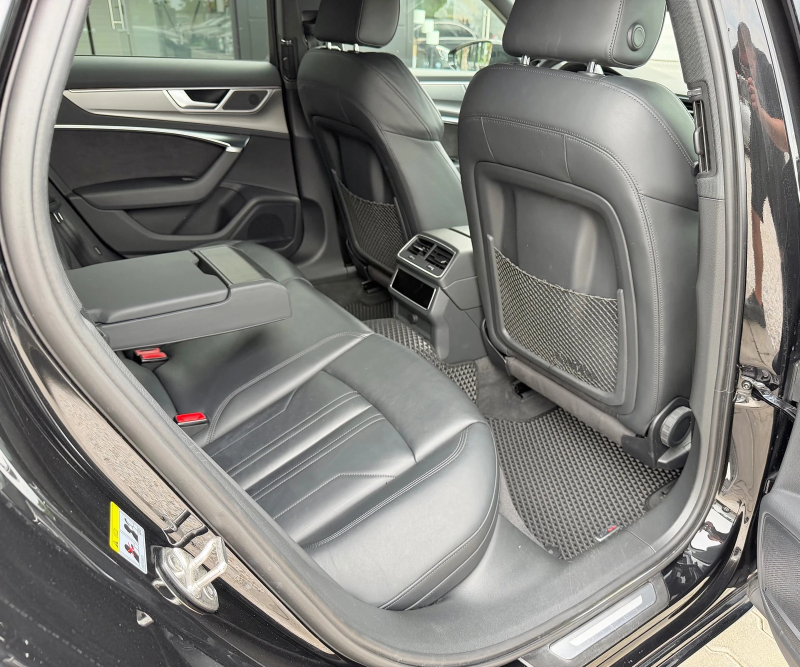 Audi A6 50TDi Подгрев/Камера/B&O/Keyless/Дистроник, снимка 13 - Автомобили и джипове - 54878890