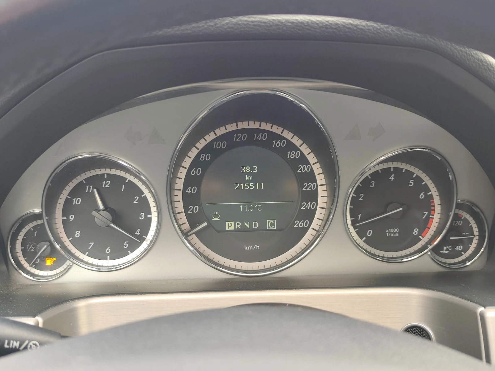 Mercedes-Benz E 250 i  Avantgarde  Евро 5, снимка 14 - Автомобили и джипове - 55024367