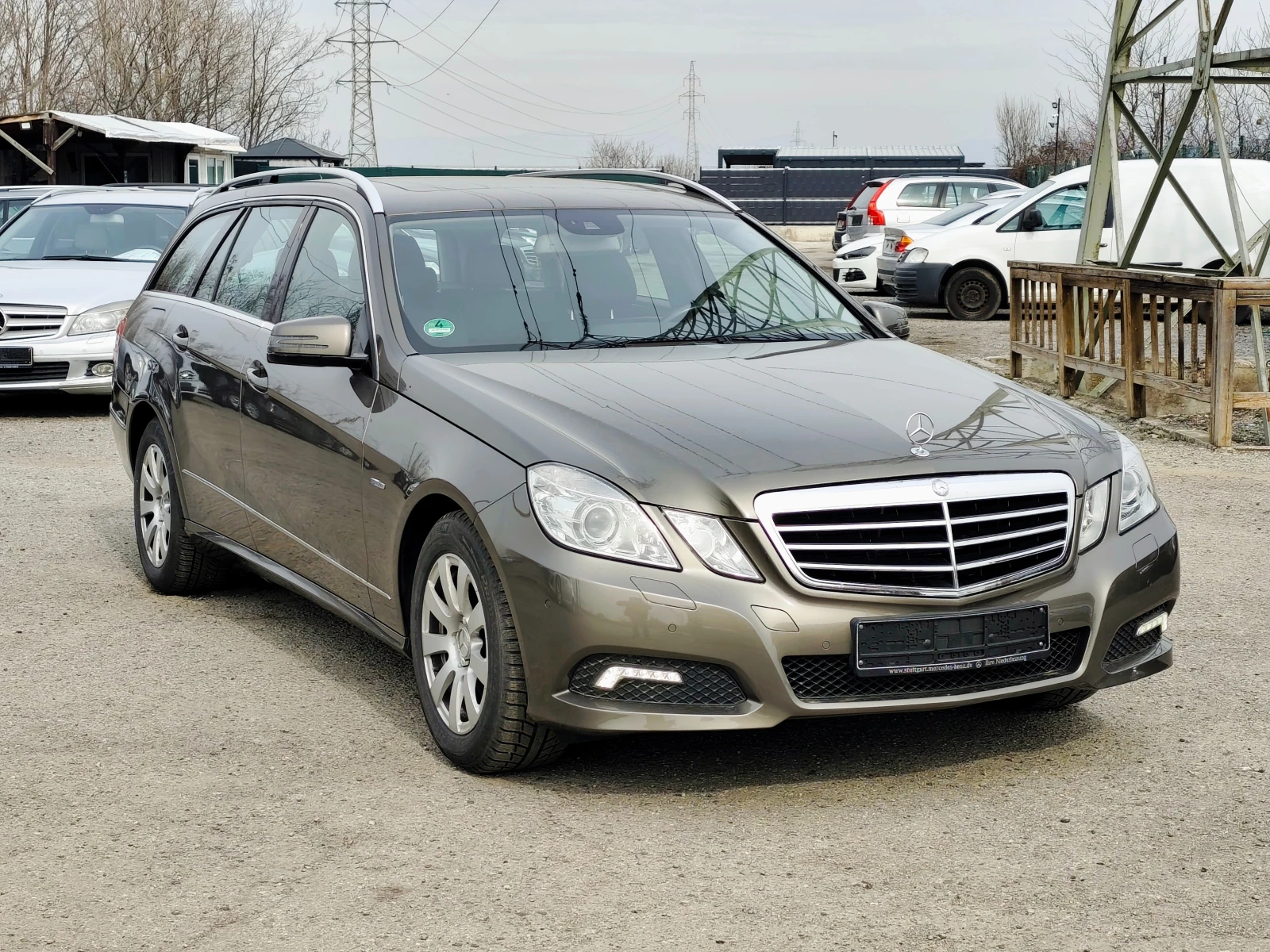 Mercedes-Benz E 250 i  Avantgarde  Евро 5, снимка 3 - Автомобили и джипове - 55024367