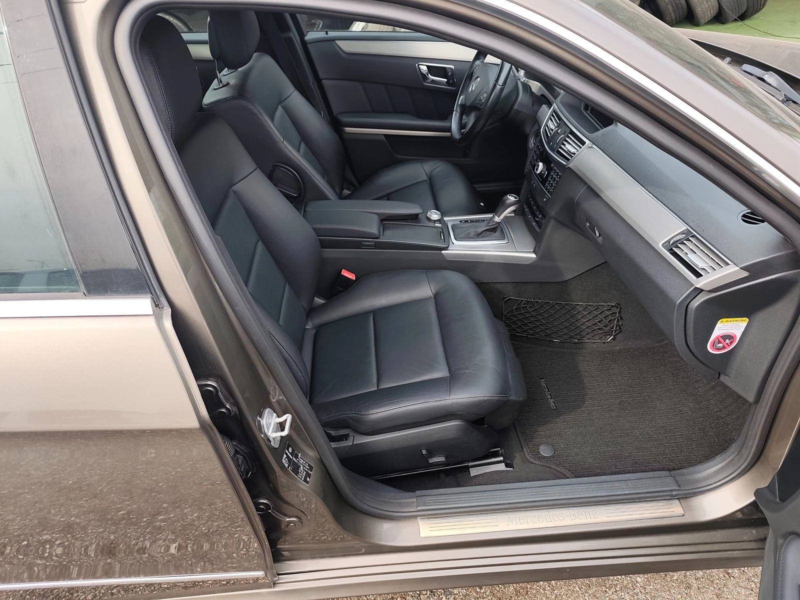 Mercedes-Benz E 250 i  Avantgarde  Евро 5, снимка 7 - Автомобили и джипове - 55024367