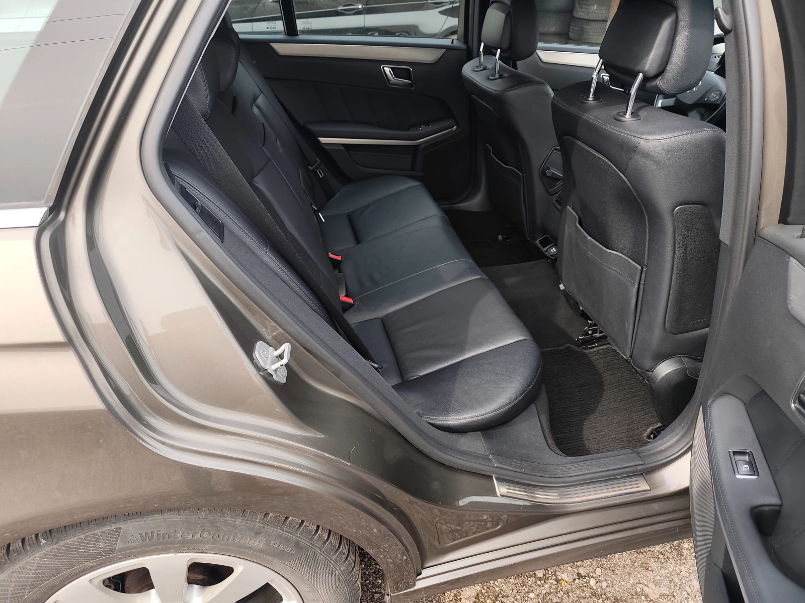 Mercedes-Benz E 250 i  Avantgarde  Евро 5, снимка 12 - Автомобили и джипове - 55024367