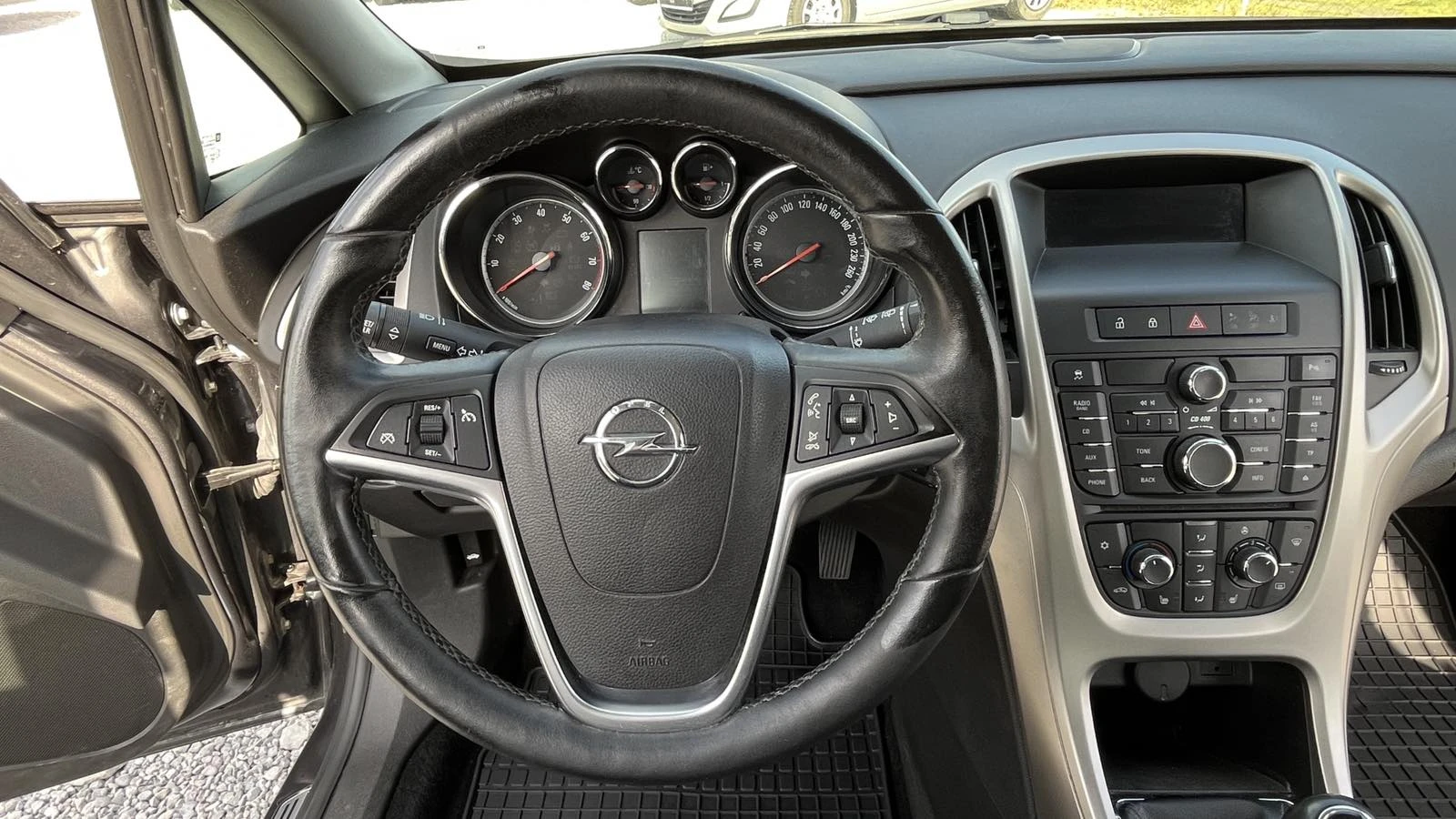Opel Astra 1.4 i 16V 100, снимка 7 - Автомобили и джипове - 55106083