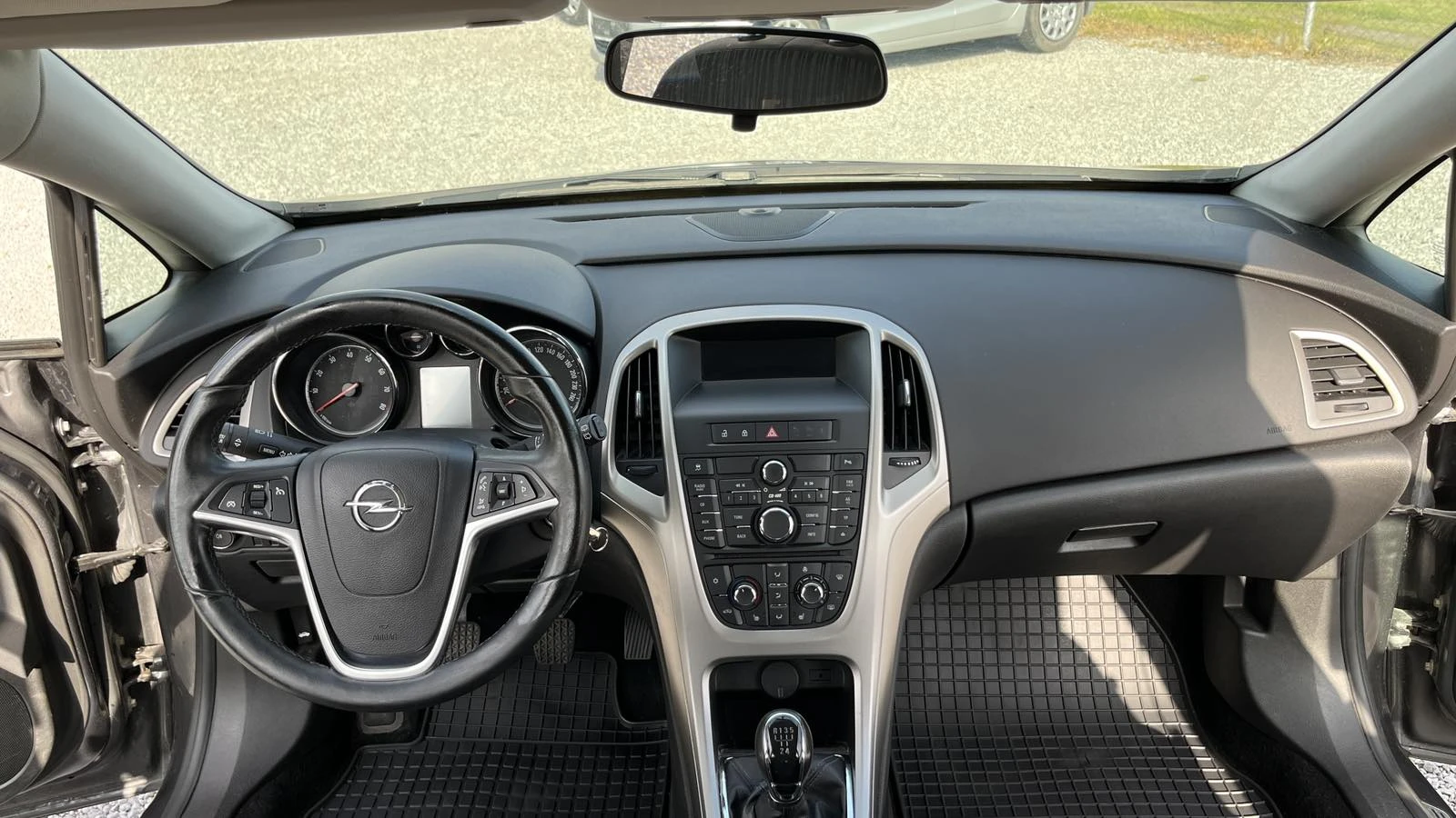 Opel Astra 1.4 i 16V 100, снимка 8 - Автомобили и джипове - 55106083