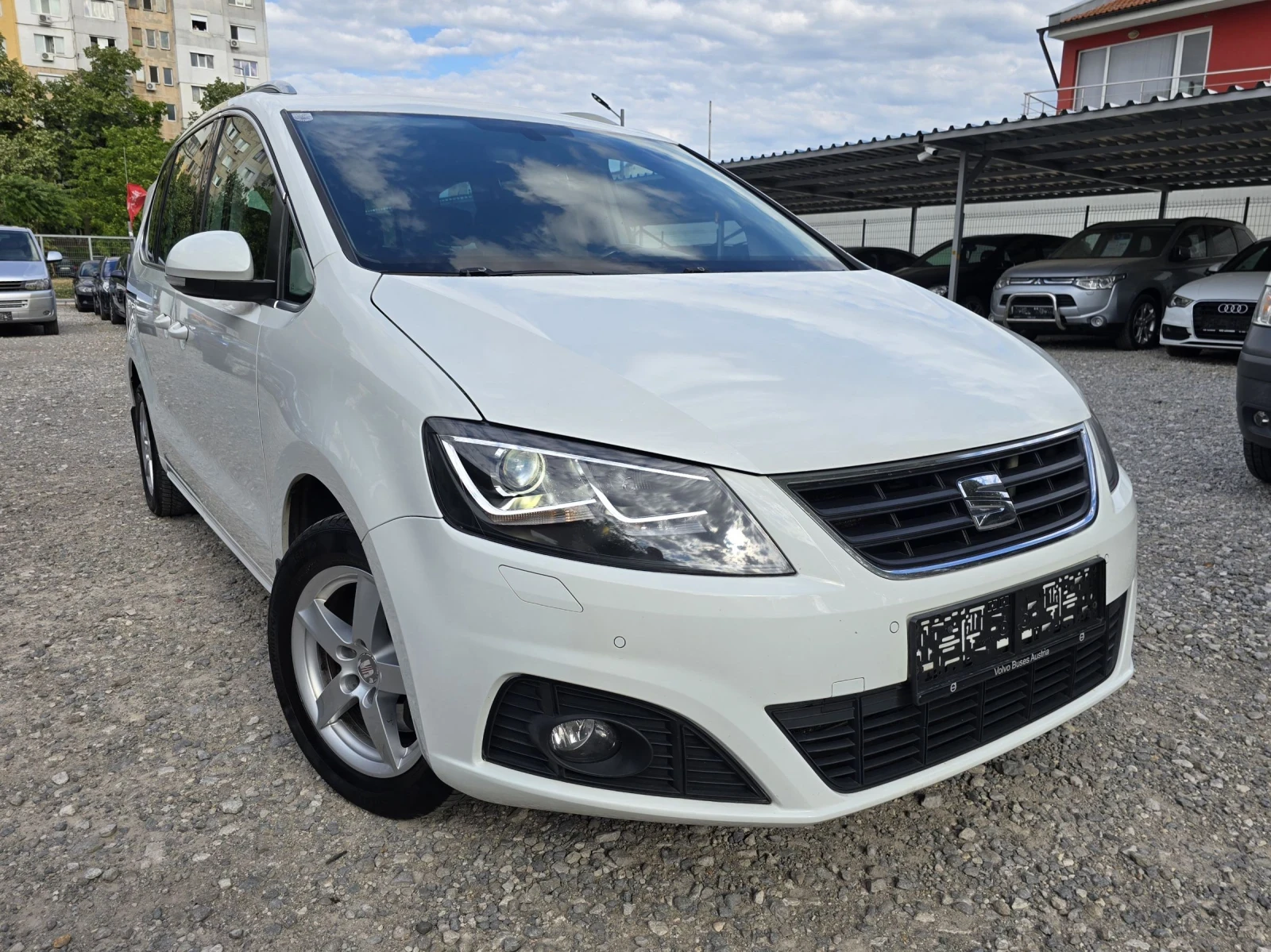 Seat Alhambra 2.0TDI NAVI. LED. XEN .7MEC, снимка 2 - Автомобили и джипове - 55107856