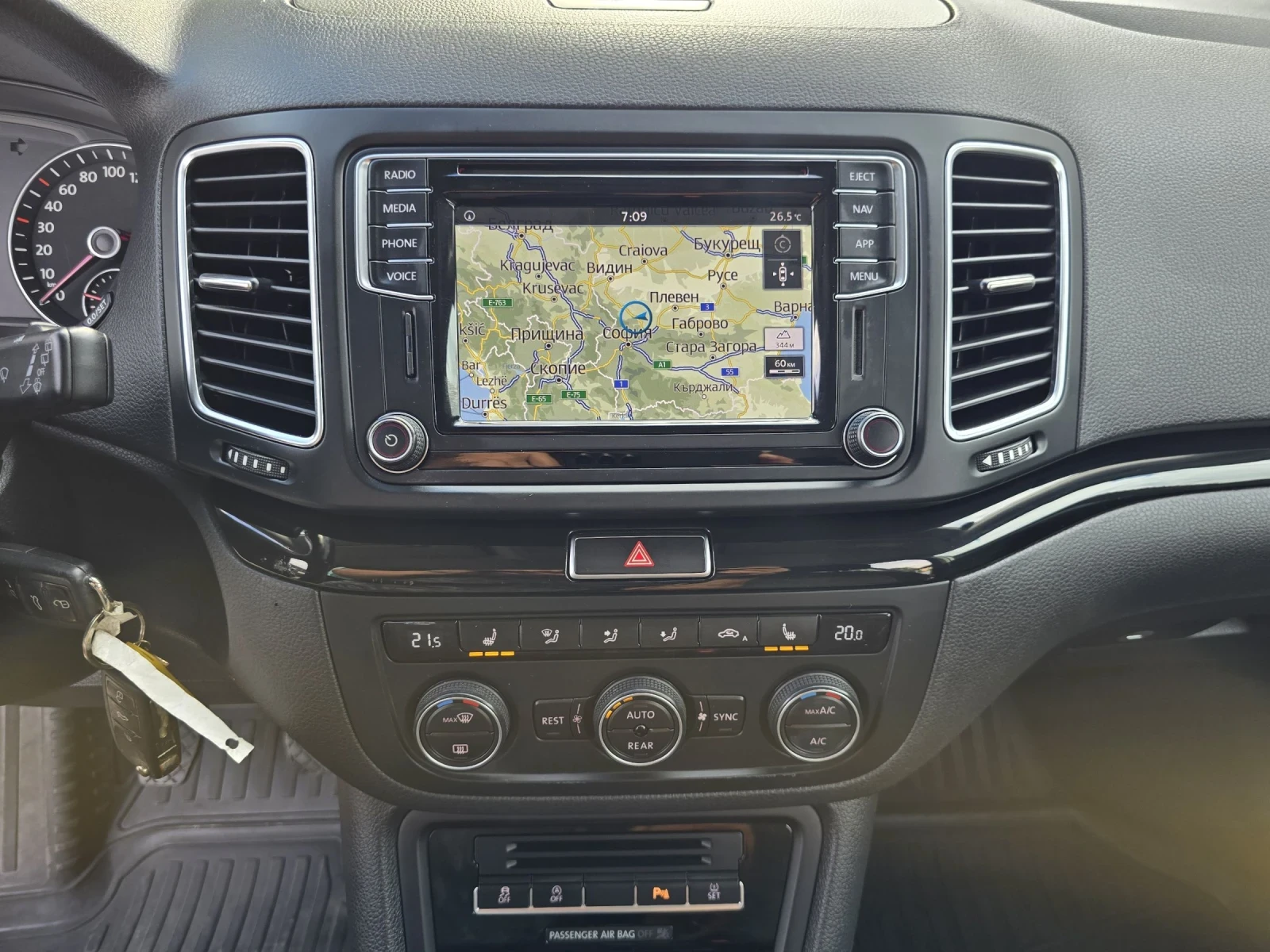 Seat Alhambra 2.0TDI NAVI. LED. XEN .7MEC, снимка 13 - Автомобили и джипове - 55107856