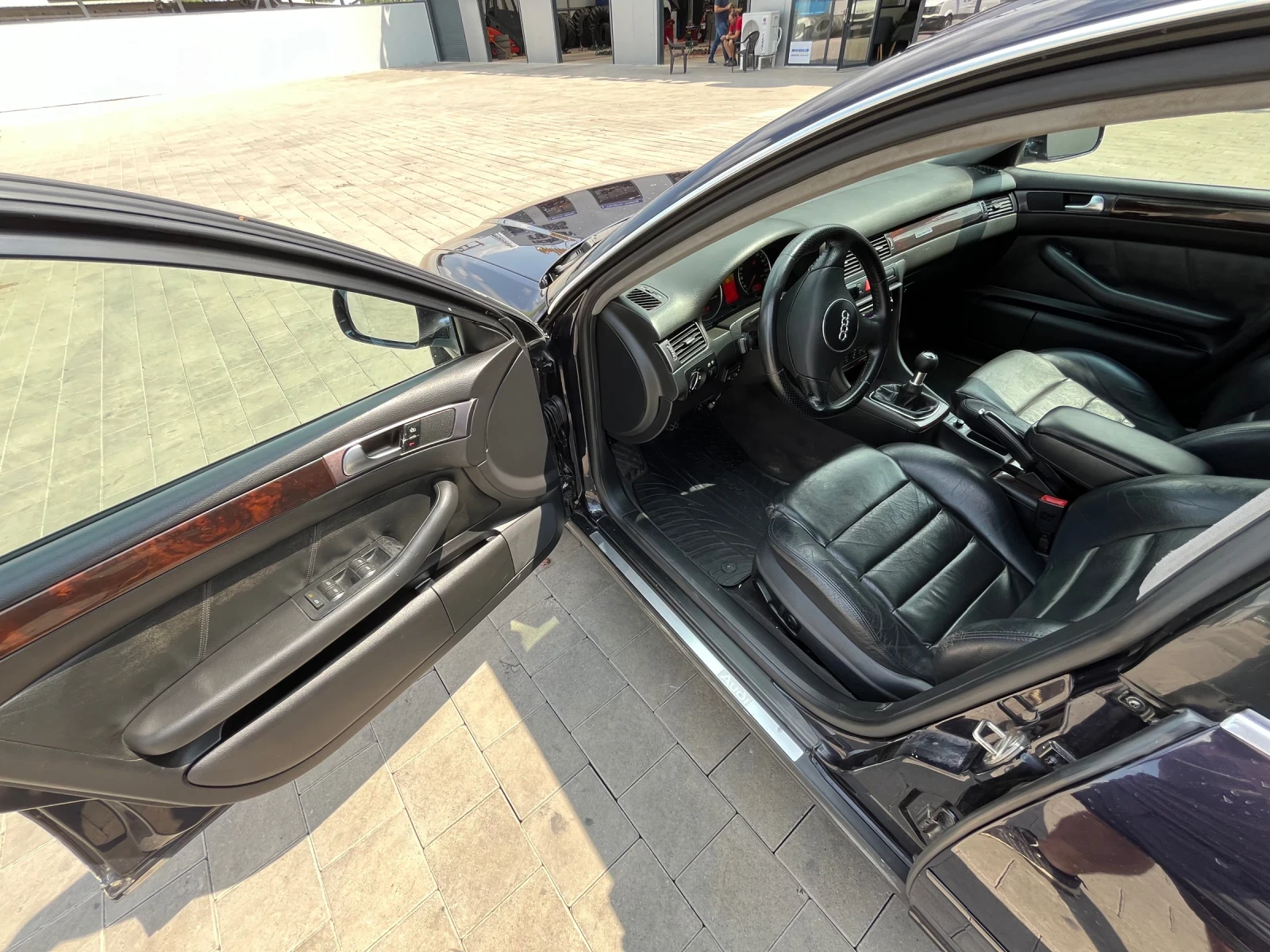 Audi A6 2.5TDI Quattro, снимка 8 - Автомобили и джипове - 55119288