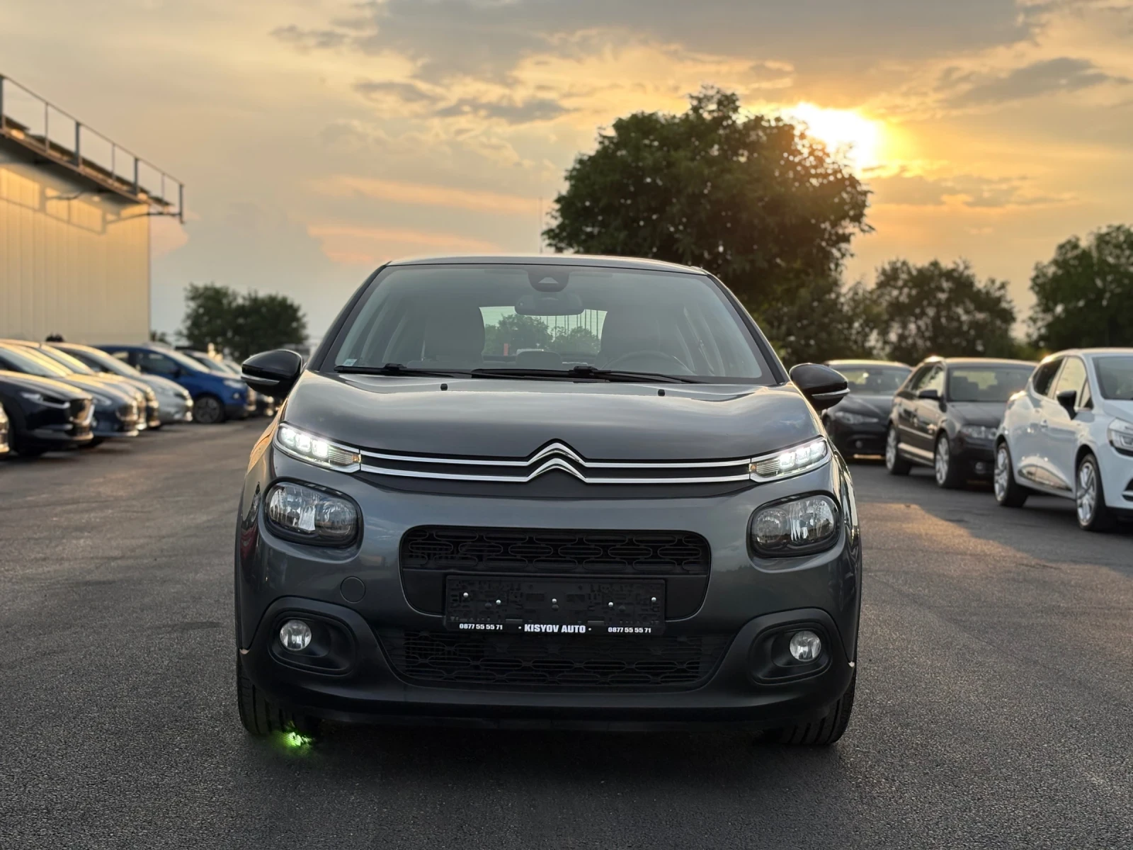 Citroen C3 1.6 HDI Navi* Камера* Dual Color* EURO6, снимка 2 - Автомобили и джипове - 55317423