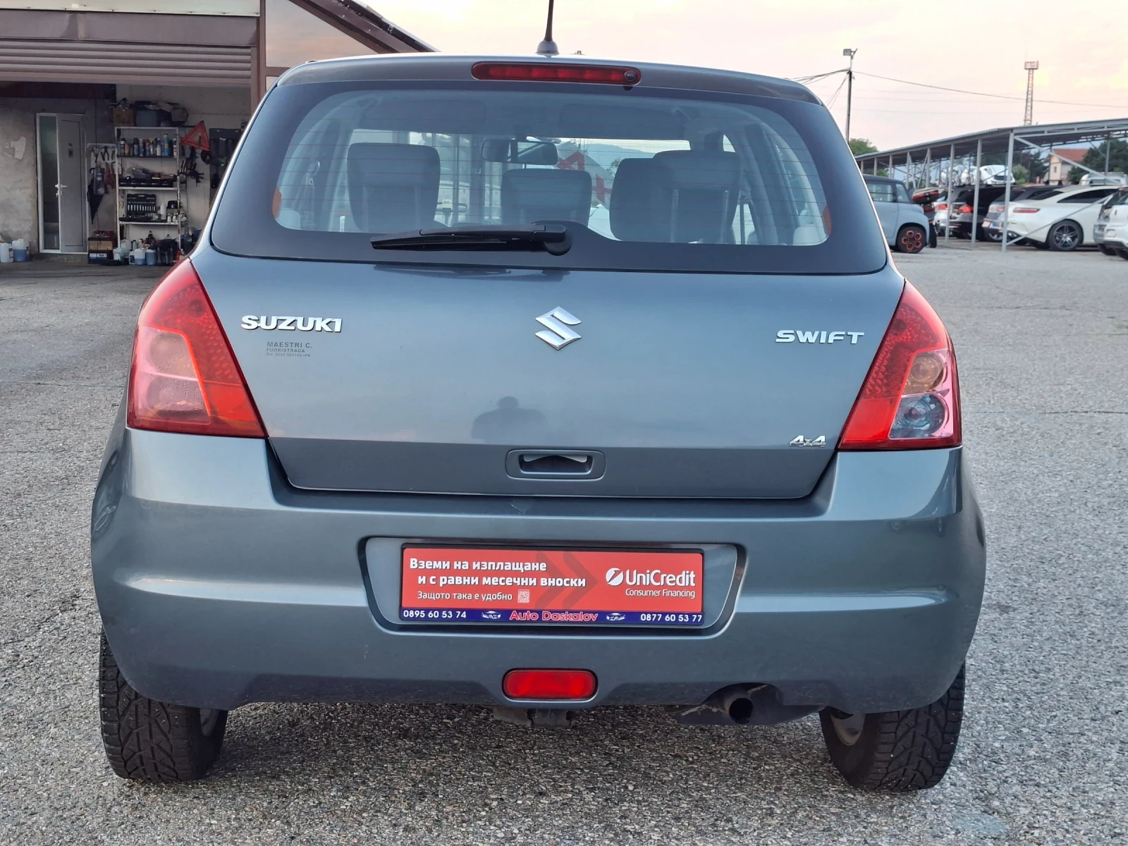 Suzuki Swift 1, 3 I 4x4, снимка 6 - Автомобили и джипове - 55334939