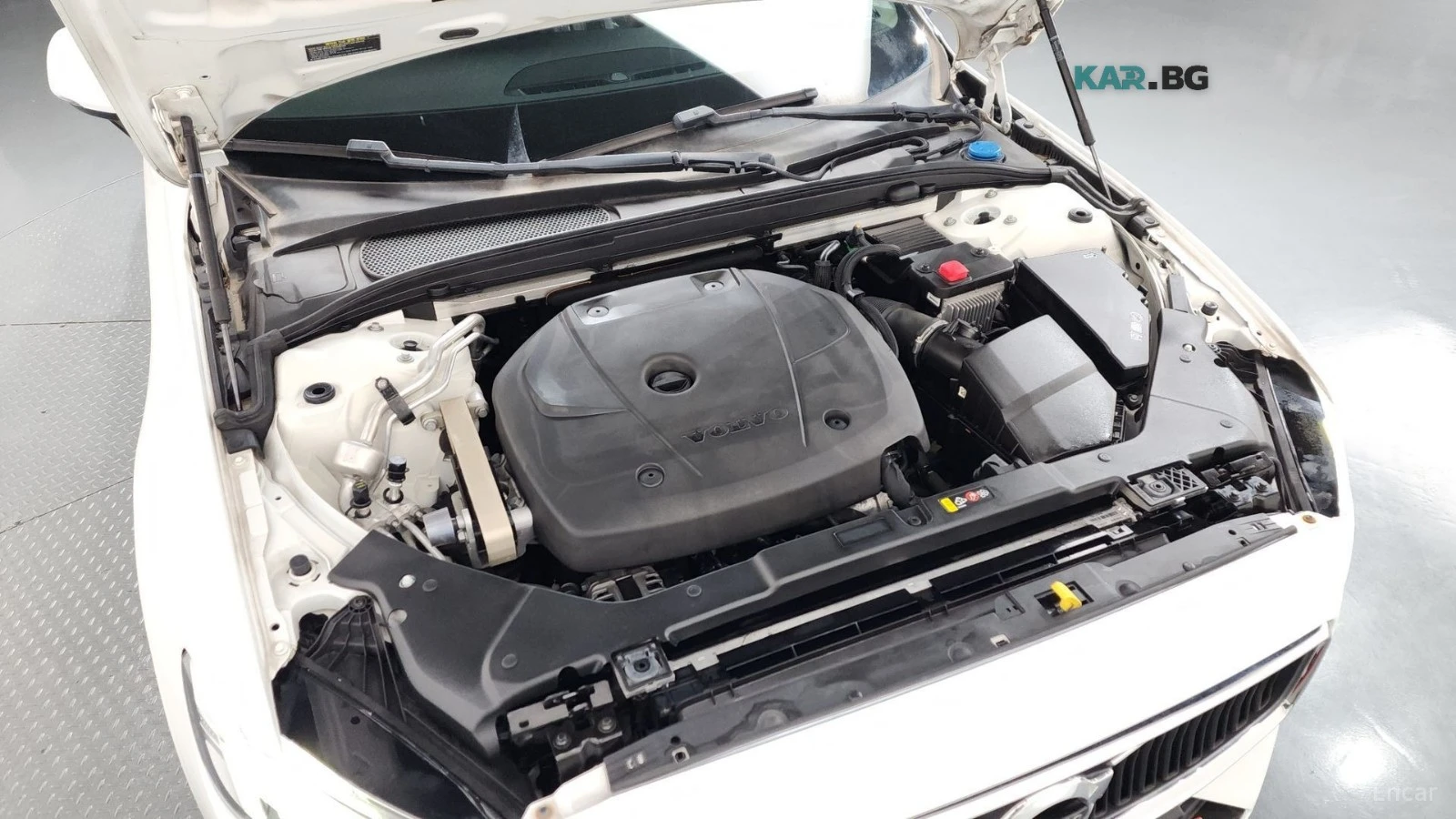 Volvo S60 T5* MOMENTUM* DISTRONIC* КАМЕРА* ХЕДЪП* ПОДГРЕВ* , снимка 17 - Автомобили и джипове - 55694125
