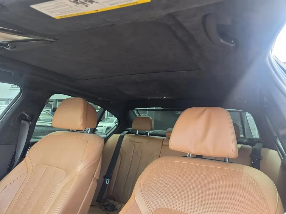 BMW 550 M550i xDrive* 360  камера* Head-Up* АВТОКРЕДИТ* , снимка 9 - Автомобили и джипове - 55724206