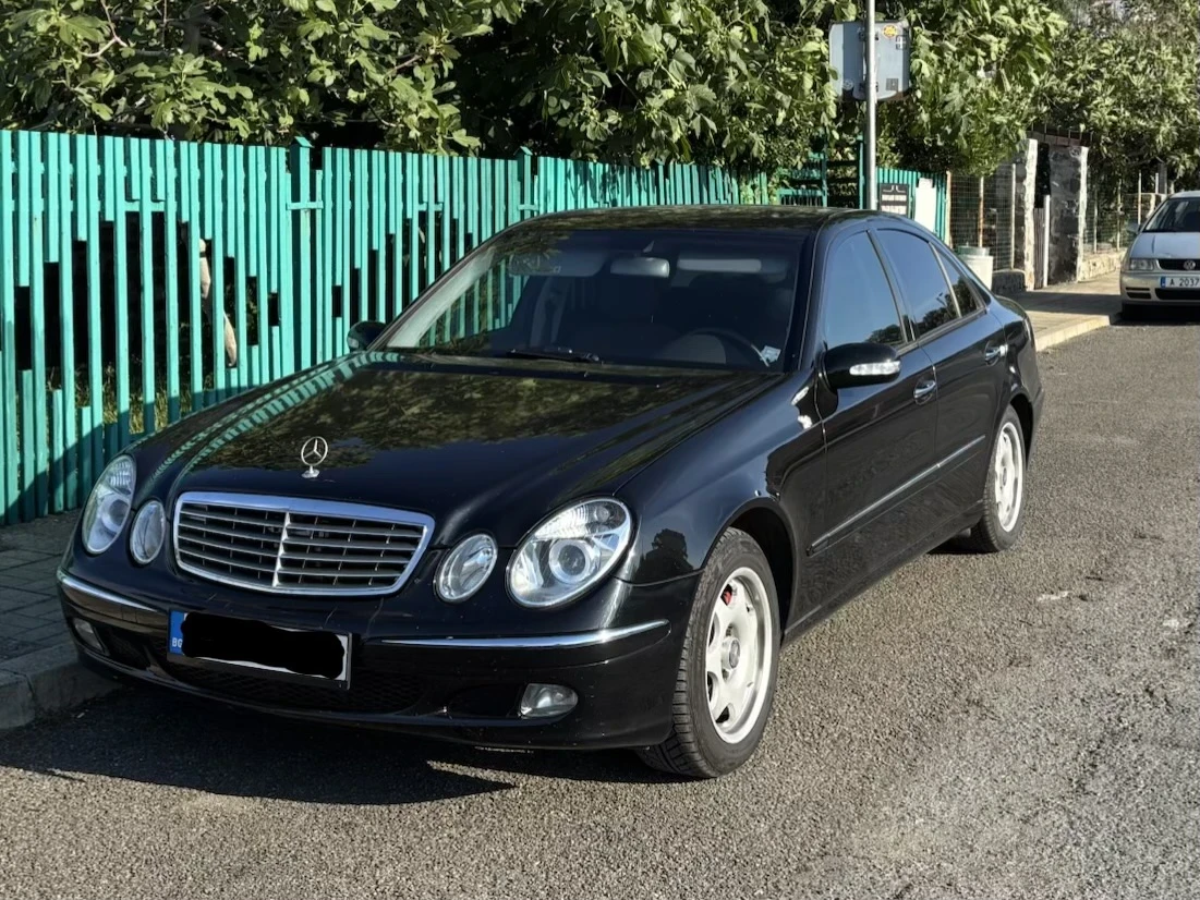 Mercedes-Benz 220, снимка 2 - Автомобили и джипове - 55879068
