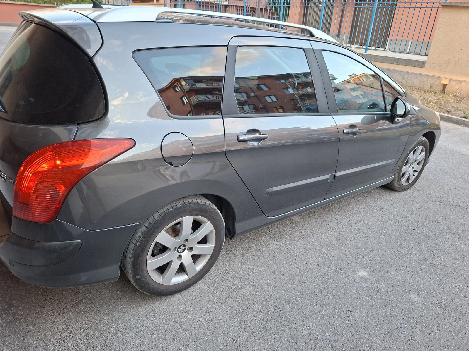 Peugeot 308 SW, снимка 3 - Автомобили и джипове - 56074159