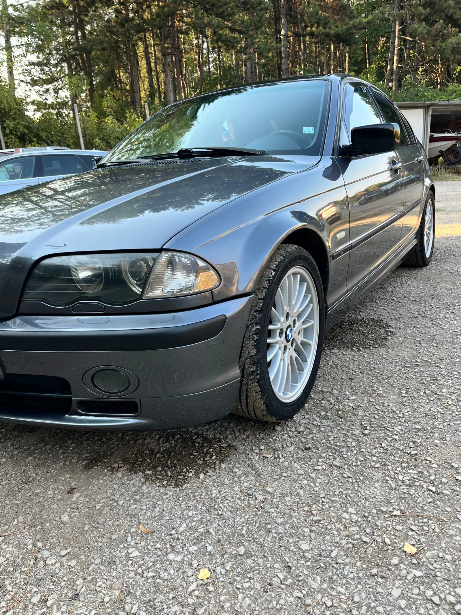 BMW 320