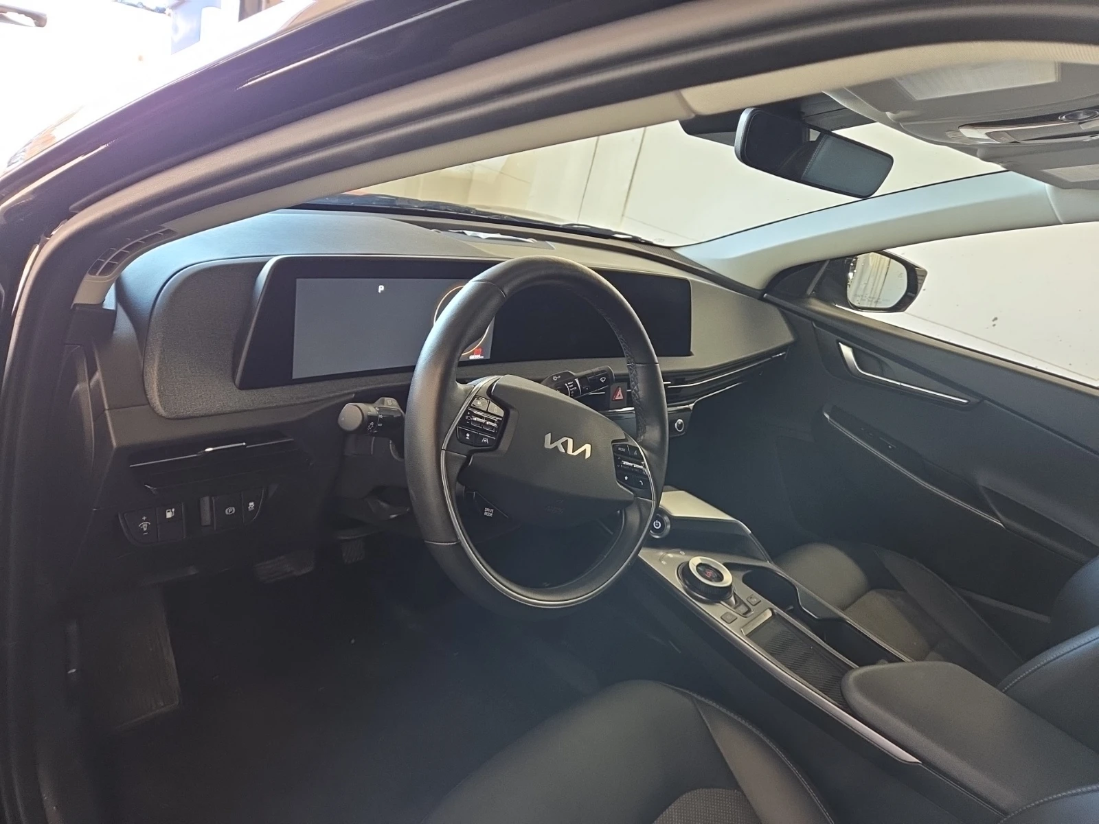 Kia EV6 LONG RANGE, снимка 8 - Автомобили и джипове - 56623831