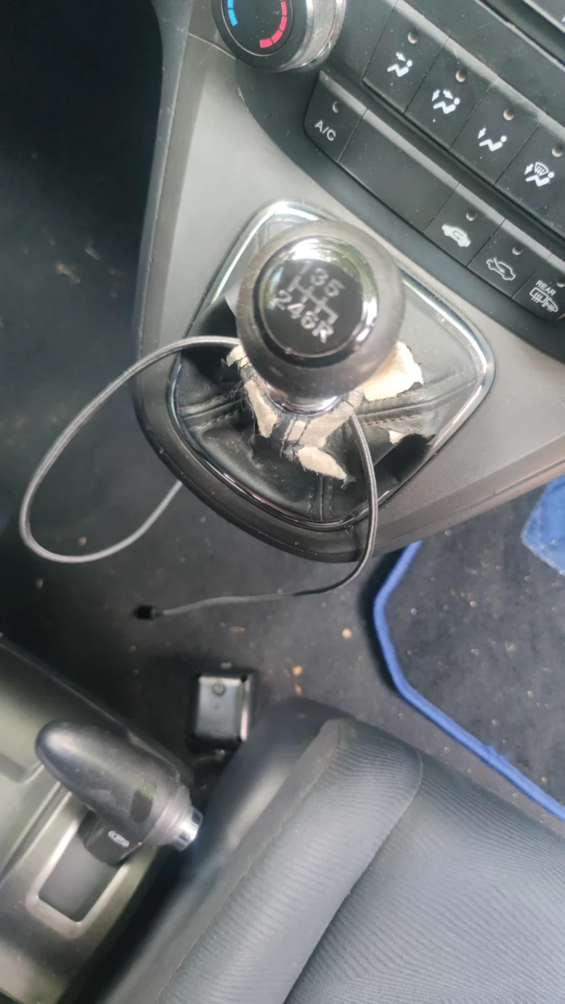 Honda Cr-v, снимка 5 - Автомобили и джипове - 52584613