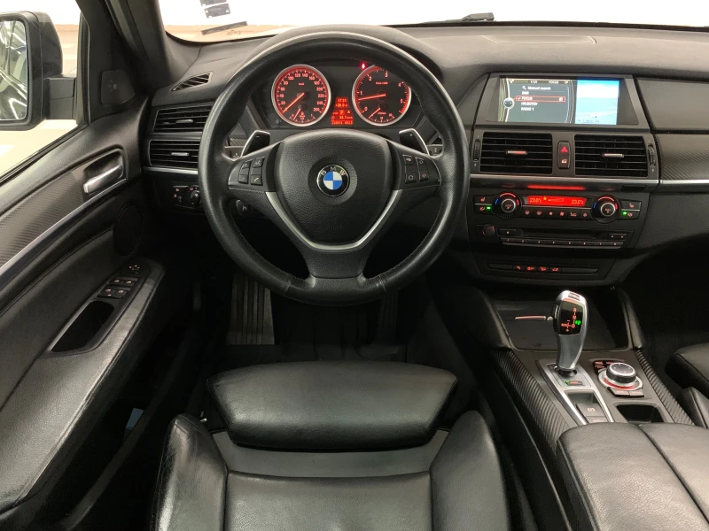 BMW X6 4.0d #SoftClose#TV#HUD#CAMERA#KeyLess#PODGREV#, снимка 9 - Автомобили и джипове - 51240545