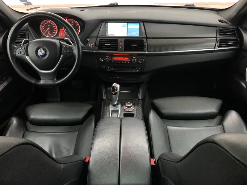 BMW X6 4.0d #SoftClose#TV#HUD#CAMERA#KeyLess#PODGREV#, снимка 10 - Автомобили и джипове - 51240545