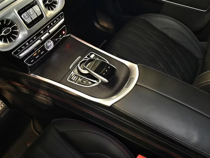 Mercedes-Benz G 63 AMG EXCLUSIVE/585HP/MASSAGE/MEMO/BURM/360/AHK/581g, снимка 8 - Автомобили и джипове - 52391229
