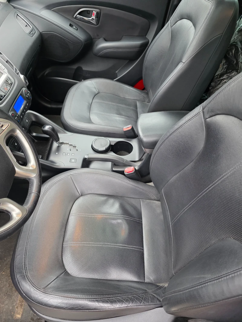 Hyundai IX35 2.0 Crdi 185 к.с., 4Х4 , Атомат, снимка 7 - Автомобили и джипове - 52716843