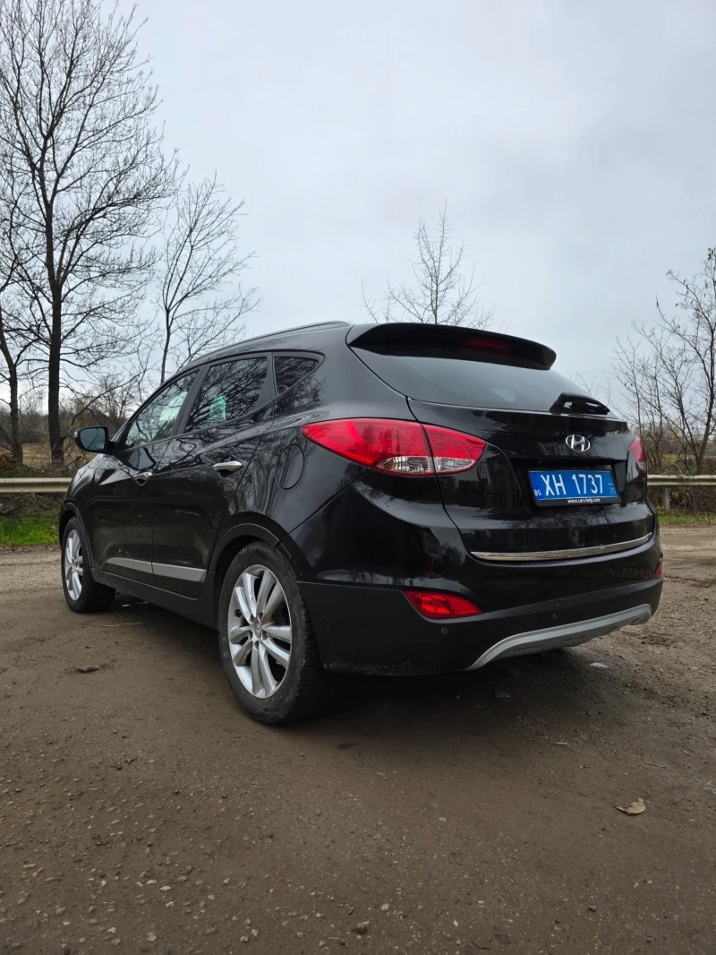 Hyundai IX35 2.0 Crdi 185 к.с., 4Х4 , Атомат, снимка 6 - Автомобили и джипове - 52716843
