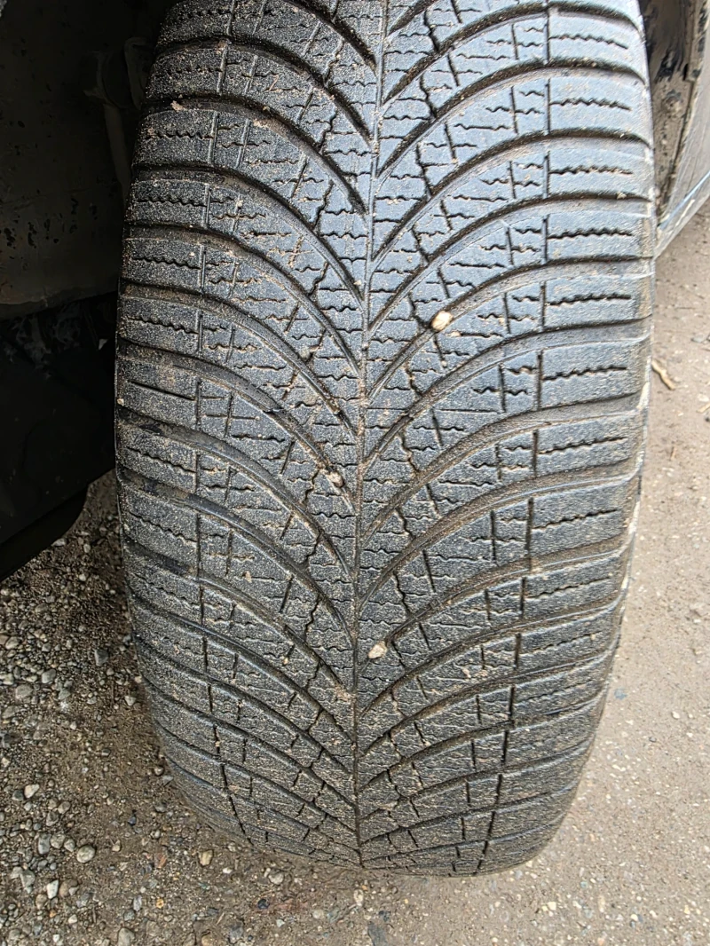 Hyundai IX35 2.0 Crdi 185 к.с., 4Х4 , Атомат, снимка 16 - Автомобили и джипове - 52716843