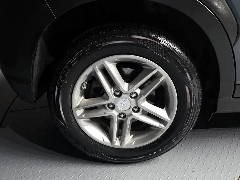 Hyundai Kona 1.6Т, снимка 5 - Автомобили и джипове - 54253042