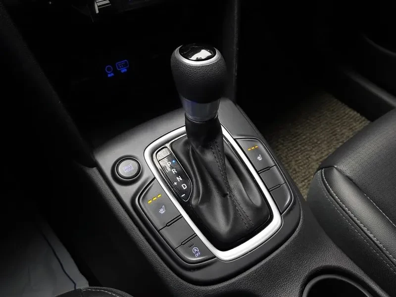 Hyundai Kona 1.6Т, снимка 9 - Автомобили и джипове - 54253042