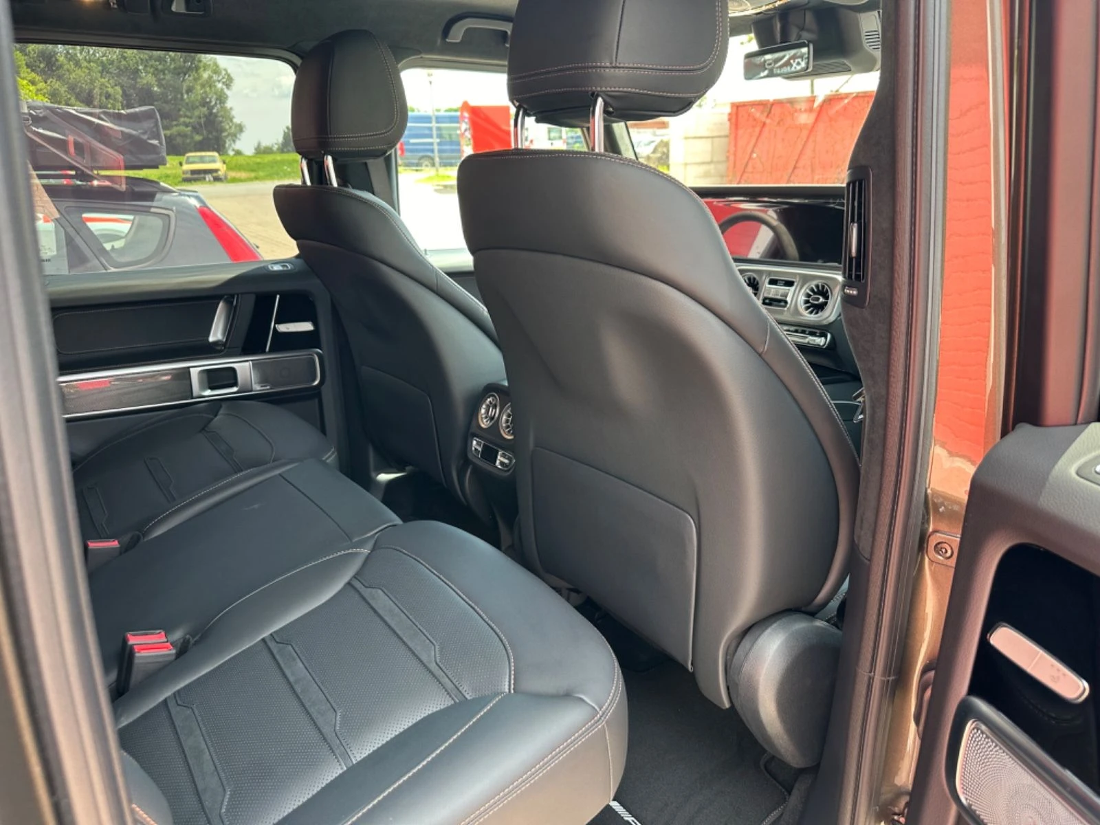 Mercedes-Benz G 63 AMG FACELIFT MANUFAKTUR PERFOR NIGHT PAKET | Mobile.bg   11