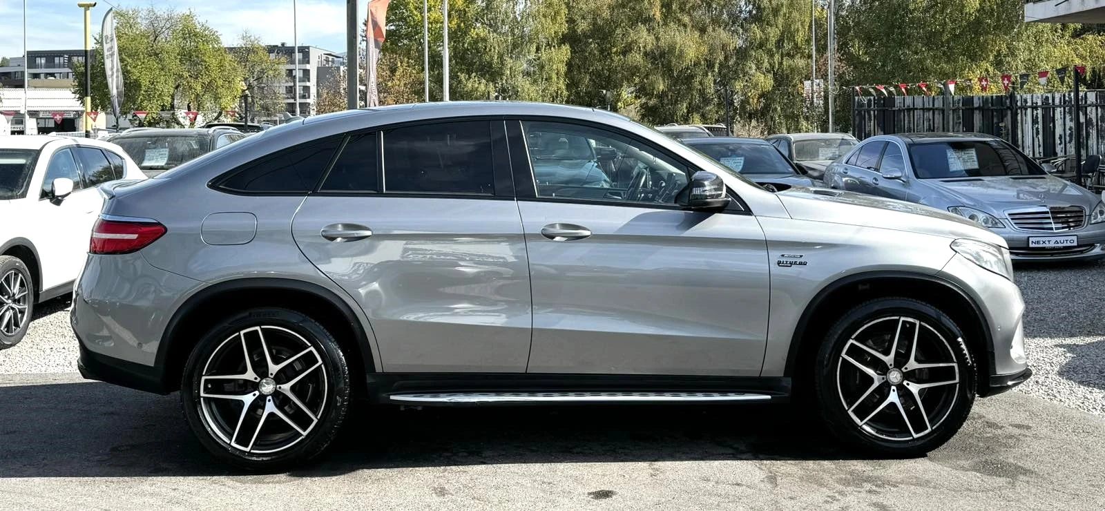 Mercedes-Benz GLE 43 AMG 367HP ПАНО 360' КАМЕРИ ДИСТРОНИК - изображение 4