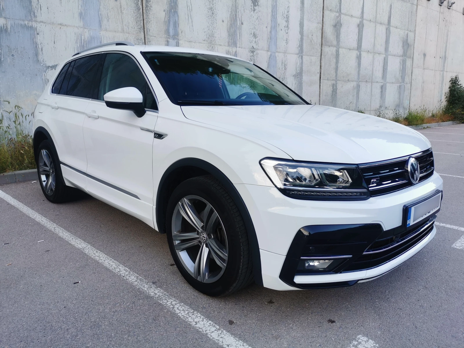 VW Tiguan R-Line 2.0TDI 150кc /Digital/DSG/4Motion - изображение 4