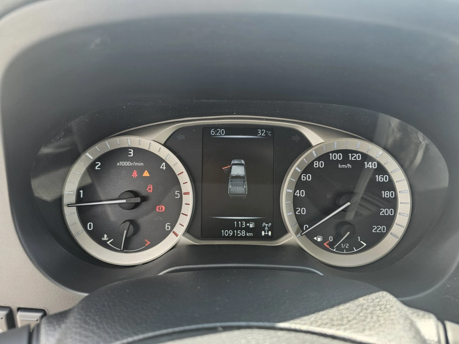 Nissan Navara 2.3 dCi - изображение 7