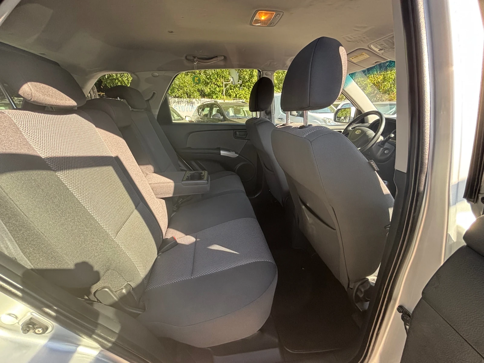 Kia Sportage 2.0 ГАЗ/БЕНЗИН - изображение 7
