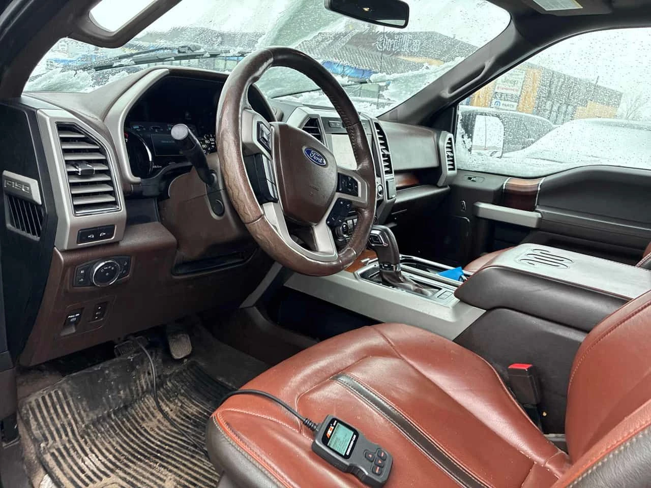 Ford F150 * 4WD SuperCrew Box* BANG & OLUFSEN* PANO* KEYLESS, снимка 5 - Автомобили и джипове - 53945107