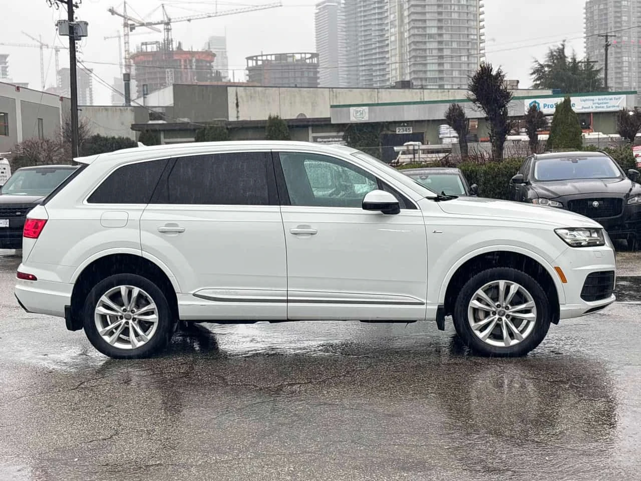 Audi Q7 * 3.0T Technik * ОБДУХВАНЕ* B&O* НА ВЪЗДУХ* , снимка 3 - Автомобили и джипове - 54492673