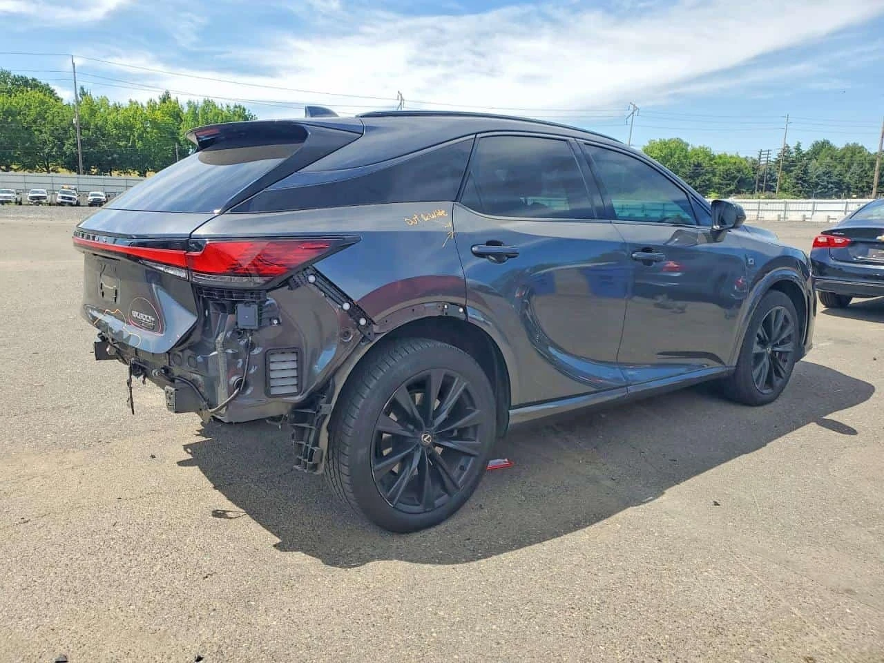 Lexus RX 500h  * CARFAX * БЕЗ ПЪРВОНАЧАЛНА ВНОСКА, снимка 3 - Автомобили и джипове - 55737975